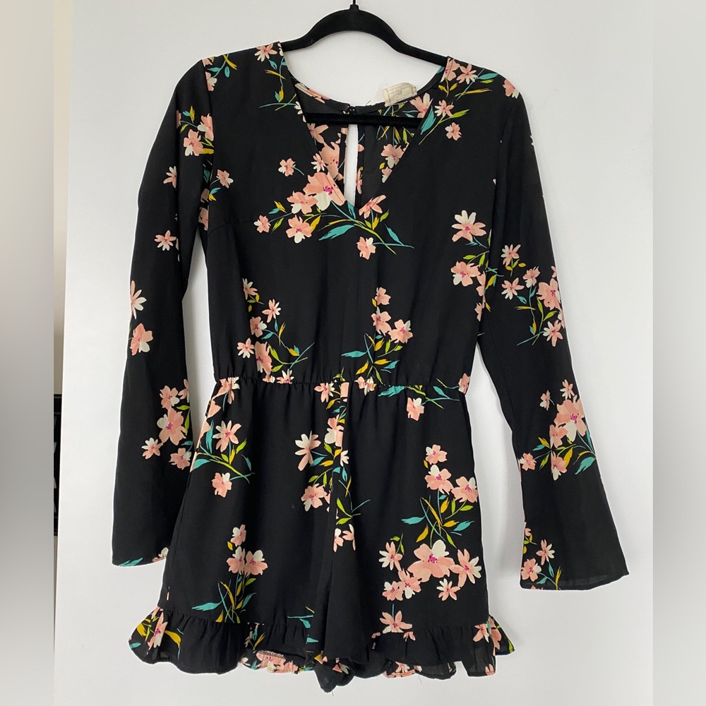 XS Black Floral Romper - Urban Outfitters